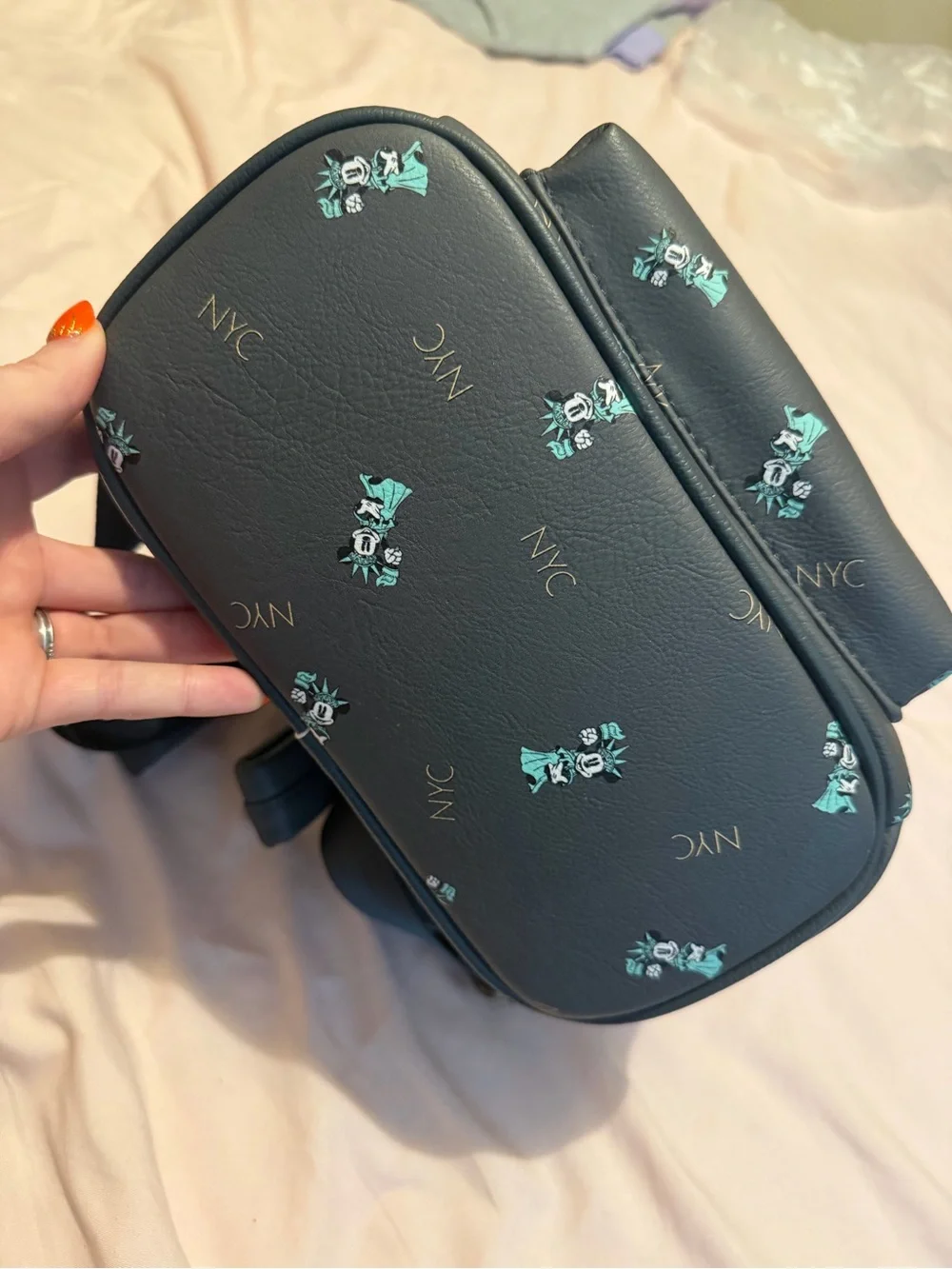 NYC loungefly backpack nwt